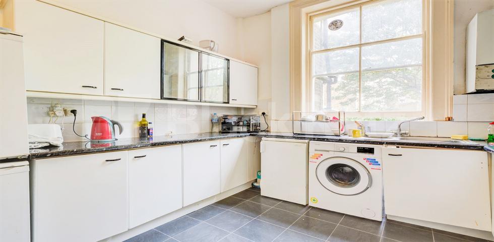 Stunning Sharers Apartment Fawcett Street, Chelsea